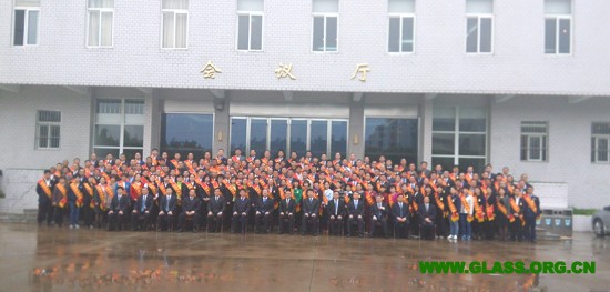 市勞模、先進(jìn)單位合影留言01